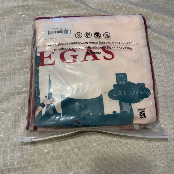 Set of 4 Festive Santa American City Pillow Covers - Picture 2 of 2